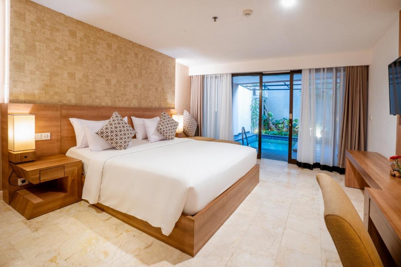 Hotel Park Regis Kuta Kuta Lombok Exterior foto